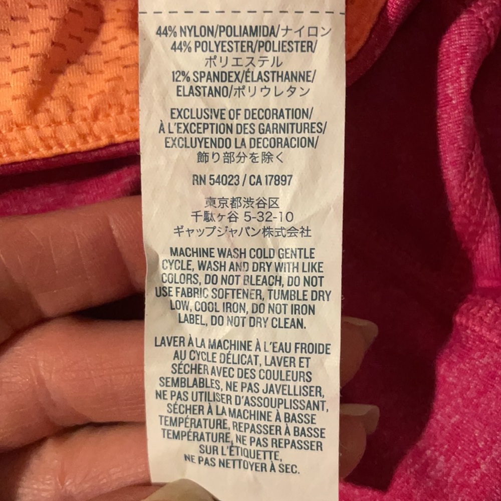 Old Navy Active Hot Pink Capri Leggings - Picture 7 of 7